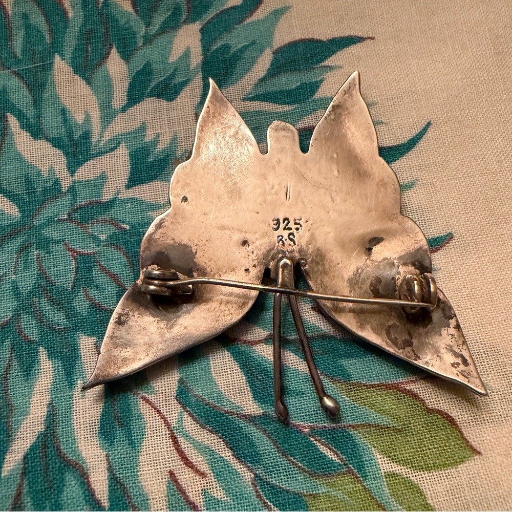 Vintage butterfly 🦋 Mexican Abalone/Sterling Silver Butterfly Brooch - Picture 3 of 11